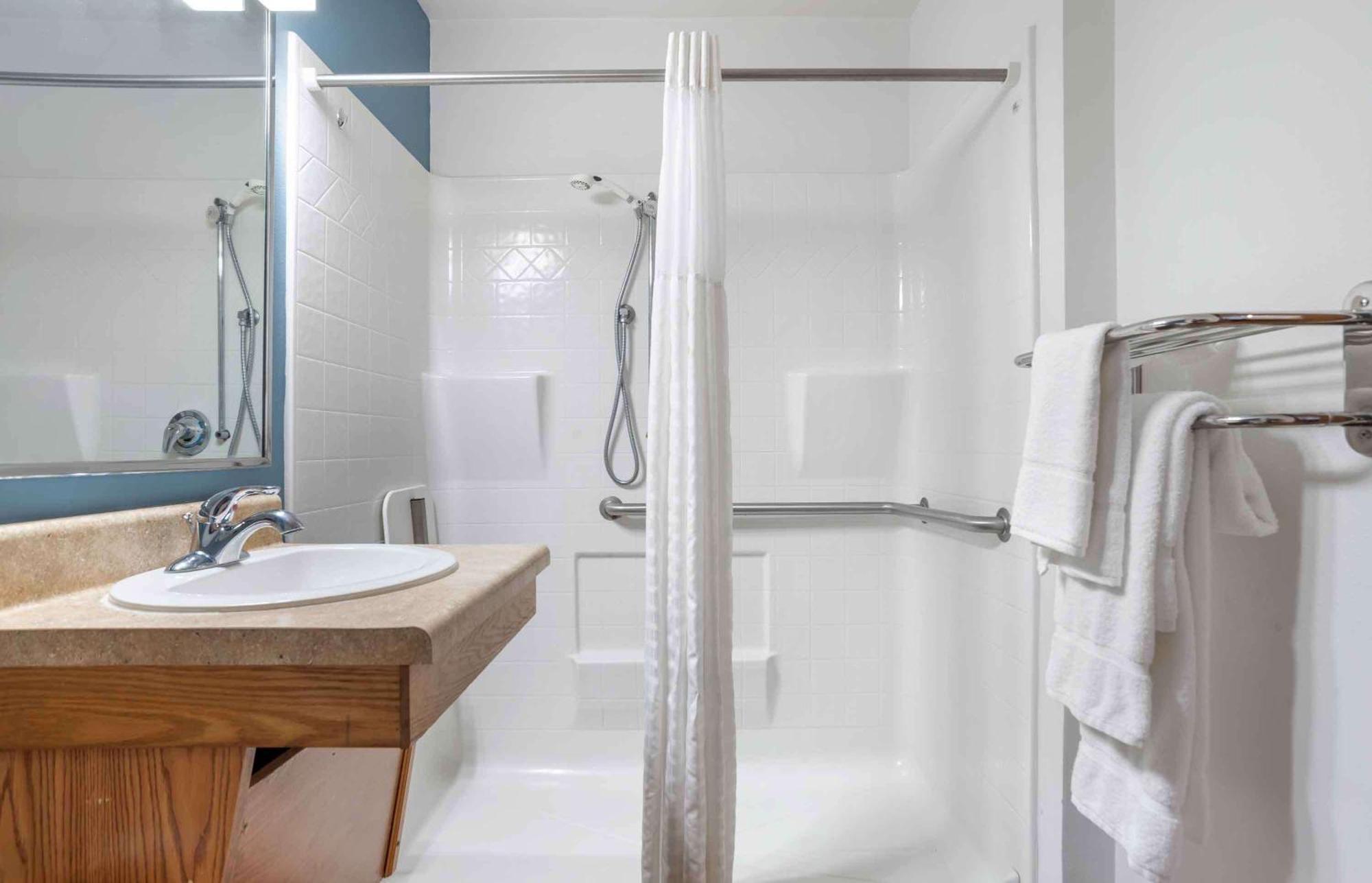 Extended Stay America Select Suites - Cleveland - Avon Zewnętrze zdjęcie
